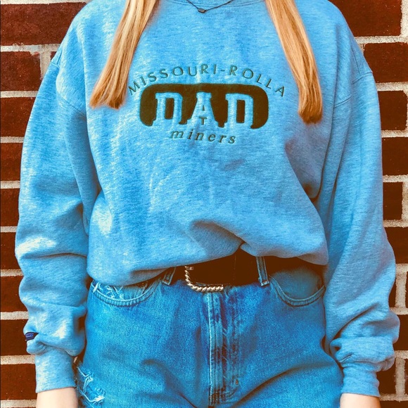 Tommy Hilfiger Distressed Shorts - Picture 4 of 4